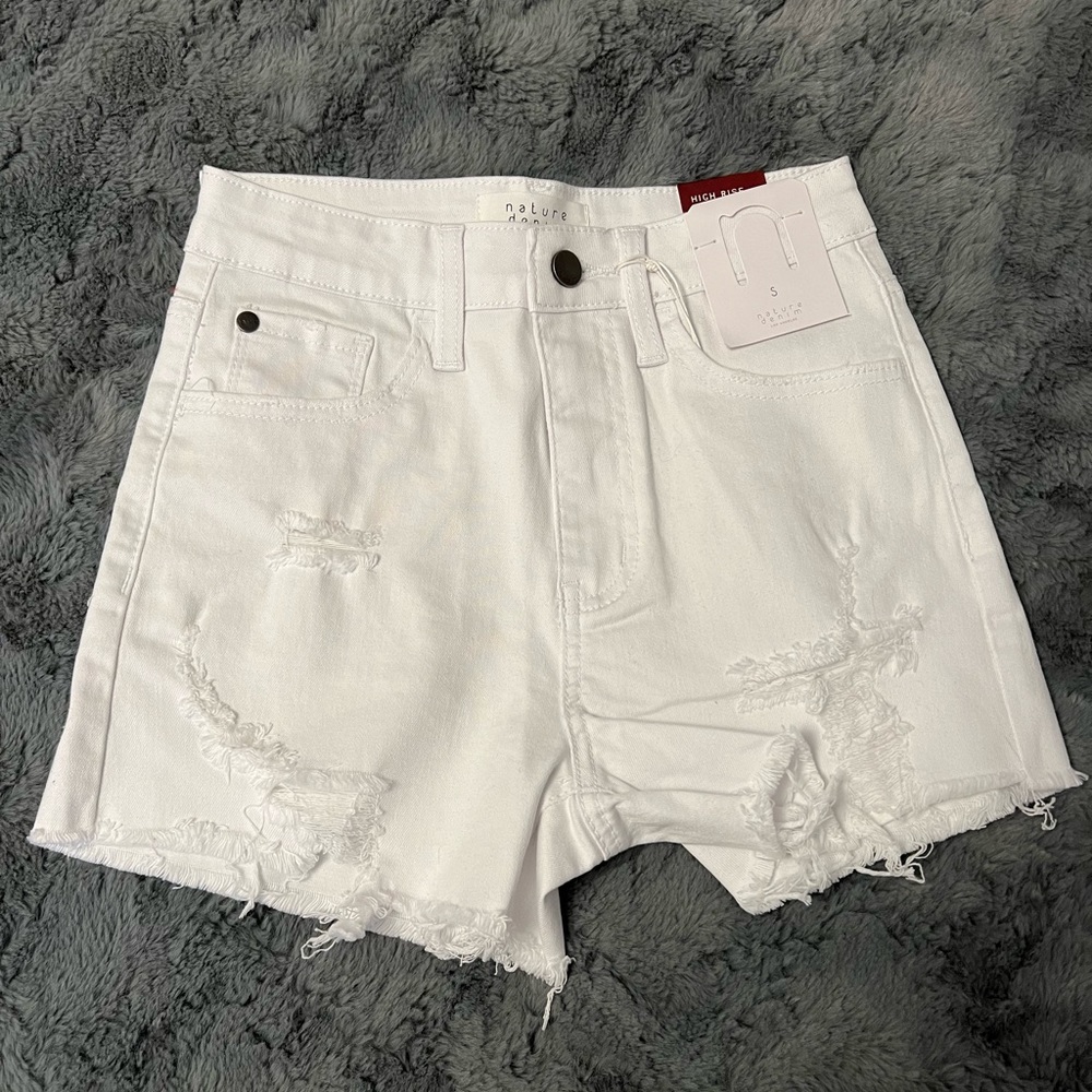 NWT white denim shorts bought brand new from Pink Lily boutique.